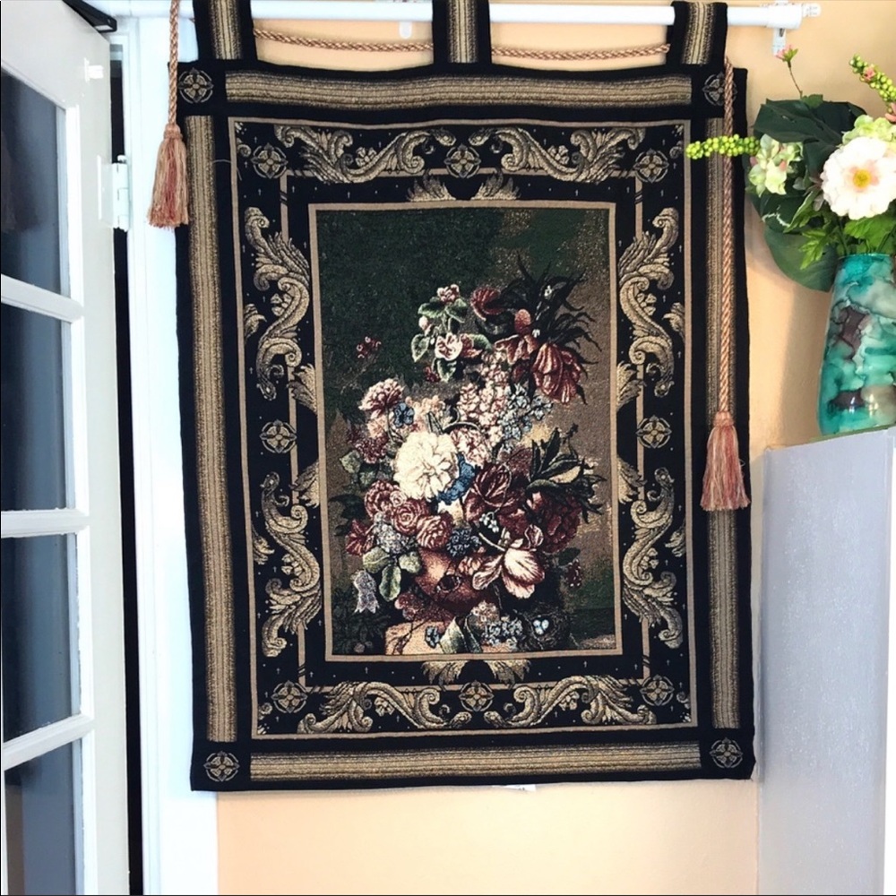 Masterpiece Floral Wall Hanging Tapestry